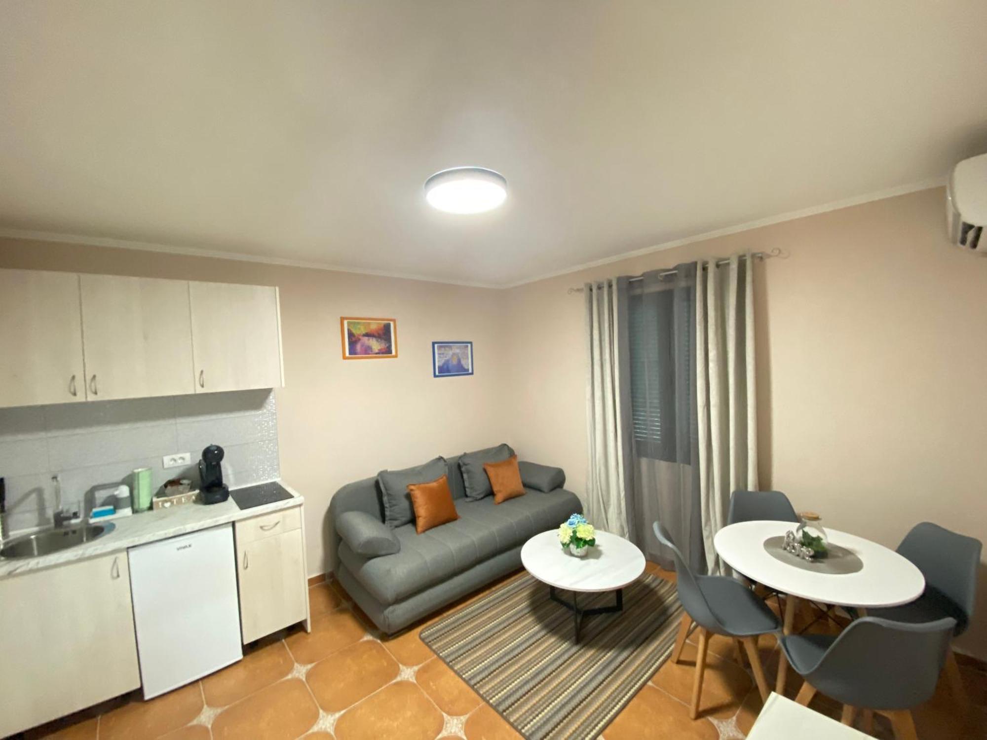 Aquata Apartments Tivat Zimmer foto